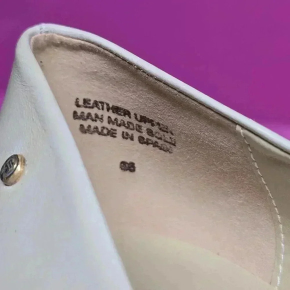 Etienne Aigner Cream Heels - Picture 5 of 11